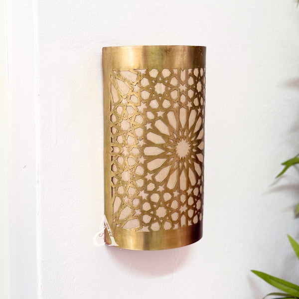 Applique murale Afulki en laiton doré