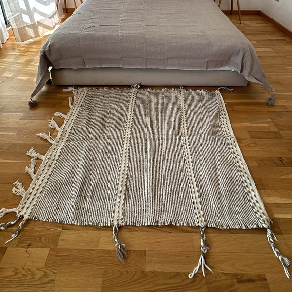 Tapis artisanal Zanafi taupe et crème 100% coton - 131/106cm