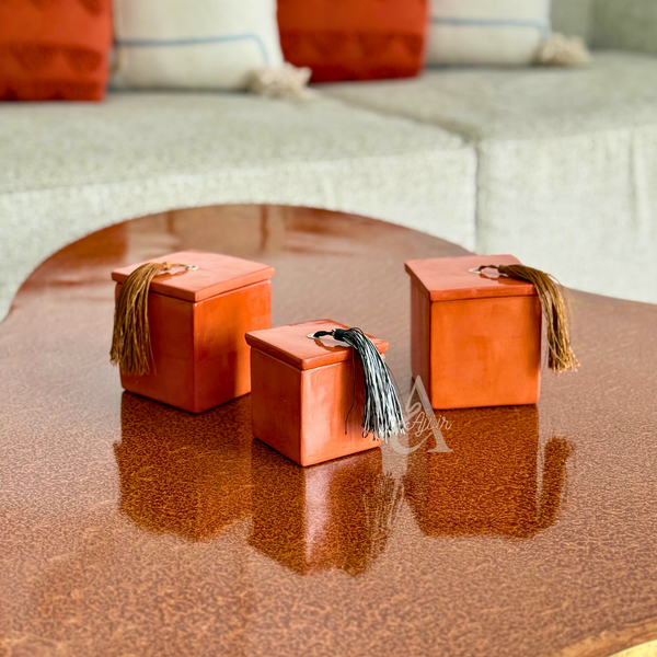 Boîte carrée en céramique terracotta mate Takrat