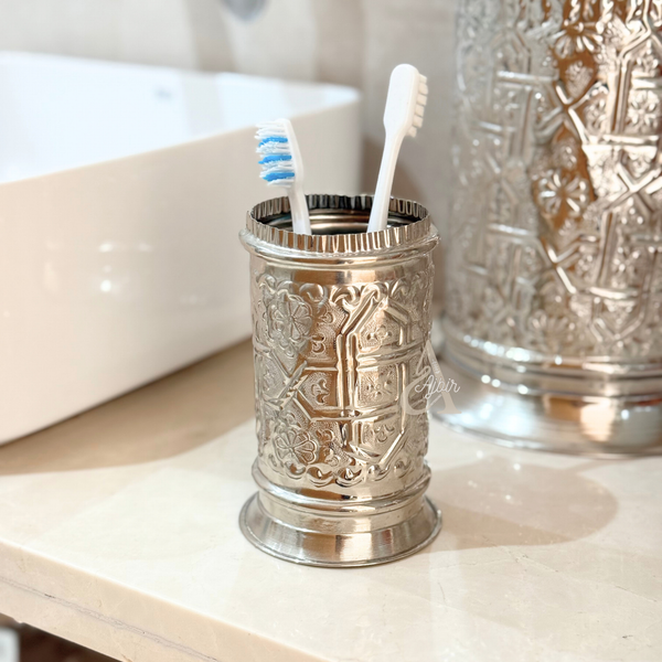 Verre traditionnel en laiton argenté