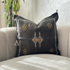 Housse de coussin artisanale Sabra (soie de cactus) noir