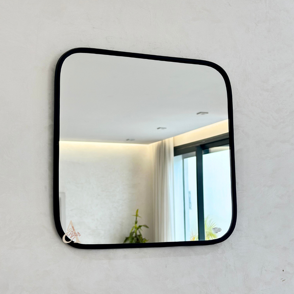 Miroir Carré en laiton noir