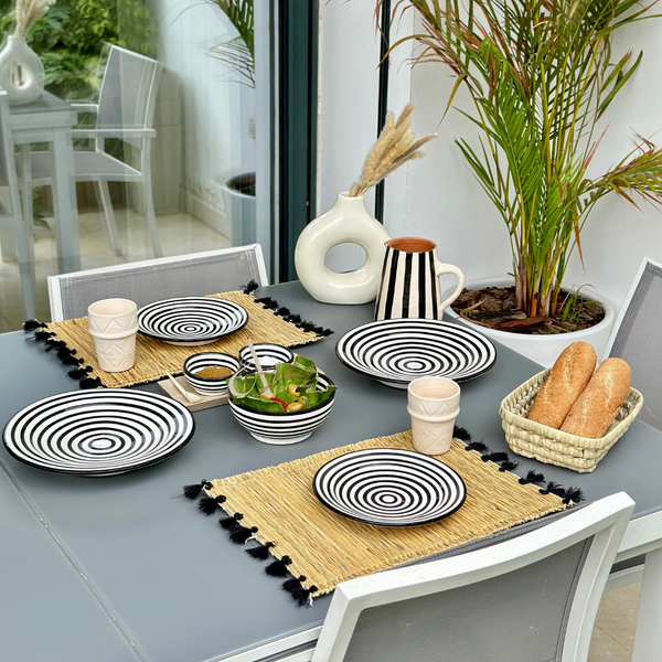 Assiette rayée noir 20 cm - Ajbir
