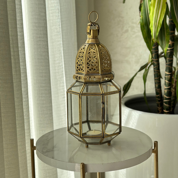 Lanterne traditionnelle en laiton doré