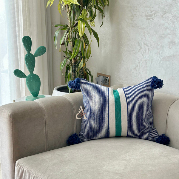 Housse de Coussin artisanale à pompons blanc à rayures bleu et vert