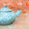 Théière en céramique moucheté