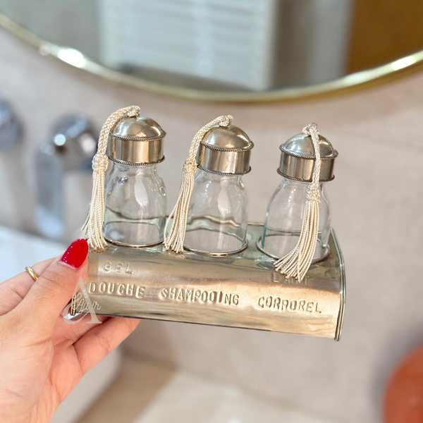 Set de 3 bouteilles en verre avec support en laiton argenté salle de bain
