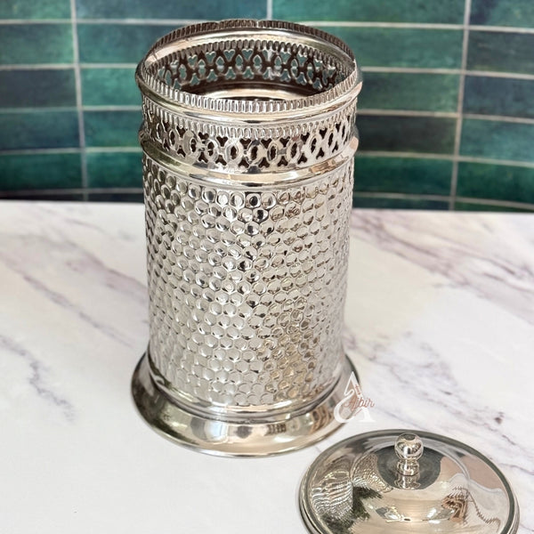 Corbeille traditionnelle en laiton argenté martelée