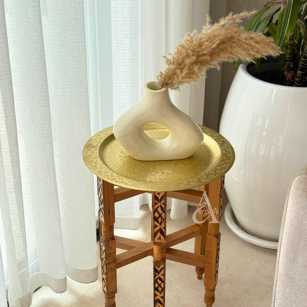 Table dorée traditionnelle artisanale Marocaine en bois et laiton 2