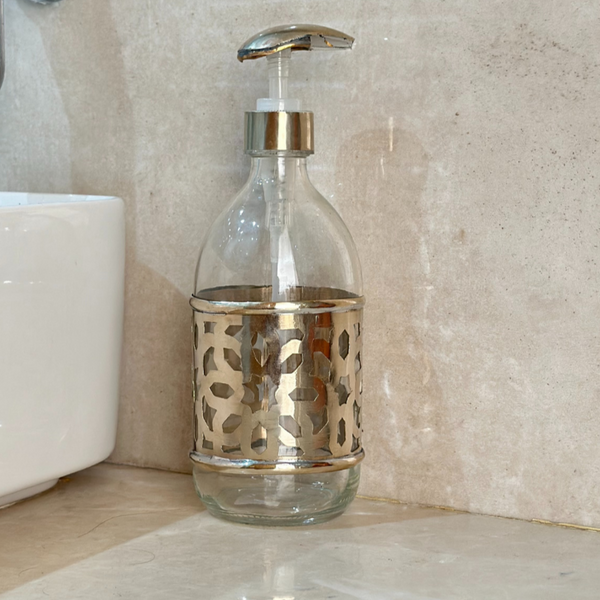 Distributeur de savon en verre et laiton argenté grand Zellige (500ml)