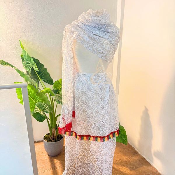 Jupe Amazigh Tradionnelle en dentelle blanc et argenté + foulard assorti