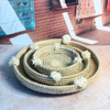 Plateau artisanal berbère Talount à pompons crème