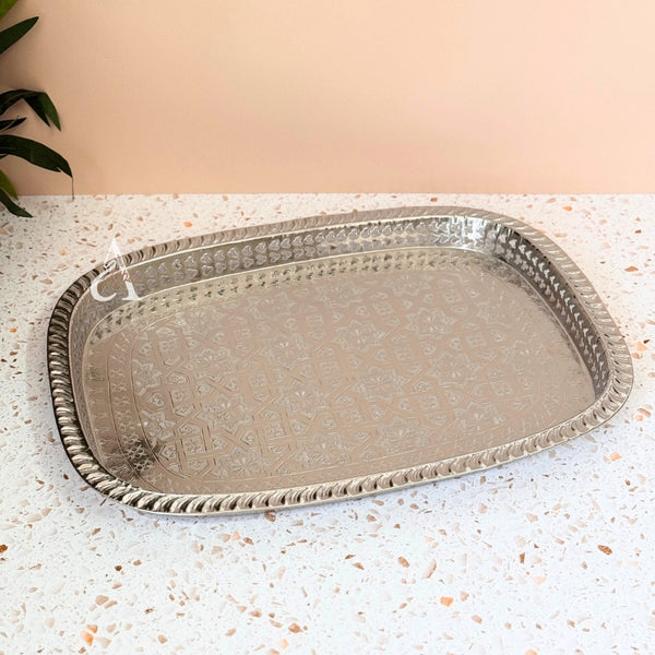 Plateau artisanal siniya à thé rectangulaire argenté