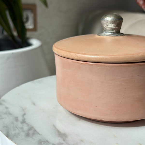 Boite de rangement beige nude