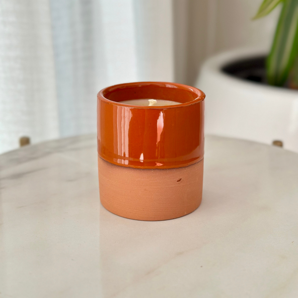 Bougie artisanale orange en terre cuite parfum Musk