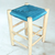 Tabouret artisanal Tazrout bleu canard en bois et Kittane tressé