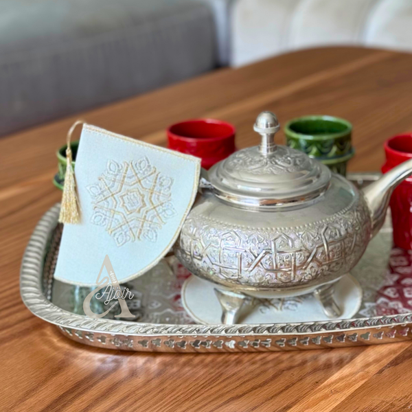 Duo porte-théière et sous-théière artisanal brodé Assar