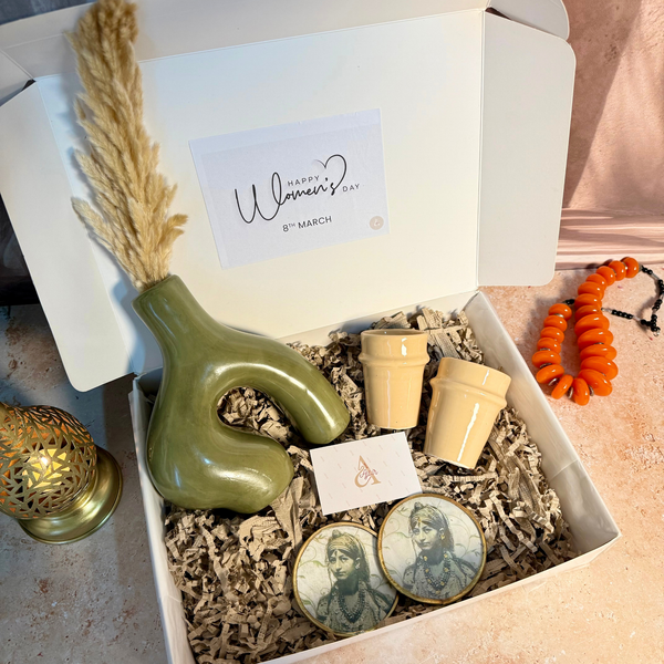 Coffret cadeau artisanal Thuda vert & beige | Edition Journée de la Femme
