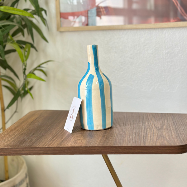 Vase bouteille bleu ciel rayé