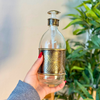 Distributeur de savon en verre et laiton doré martelé grand