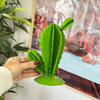 Petit cactus en métal coloré