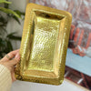Plateau martelé rectangulaire en laiton doré