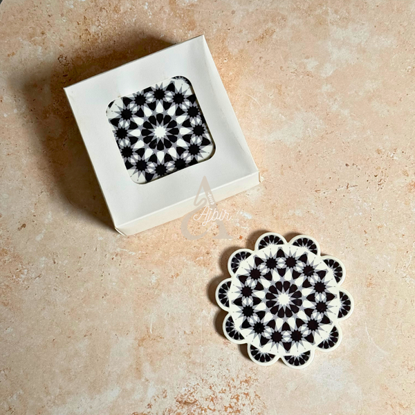 Pack 6 sous tasses Zellige noir et blanc fleur