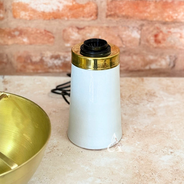 Abat-jour Marrakech en laiton doré et céramique blanc