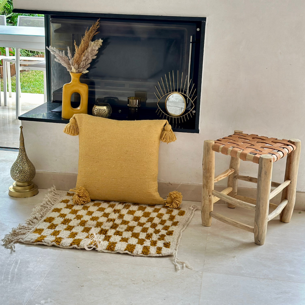 Housse de Coussin artisanale à pompons 50cmx45cm Jaune