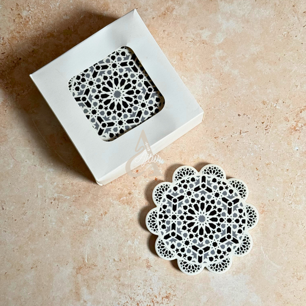 Pack 6 sous tasses Zellige noir et blanc fleur