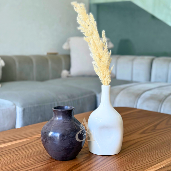 Vase artisanal bouteille crème moyen