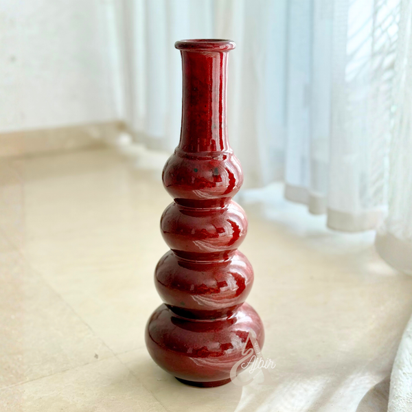 Vase sculptural artisanal Tighri bordeaux