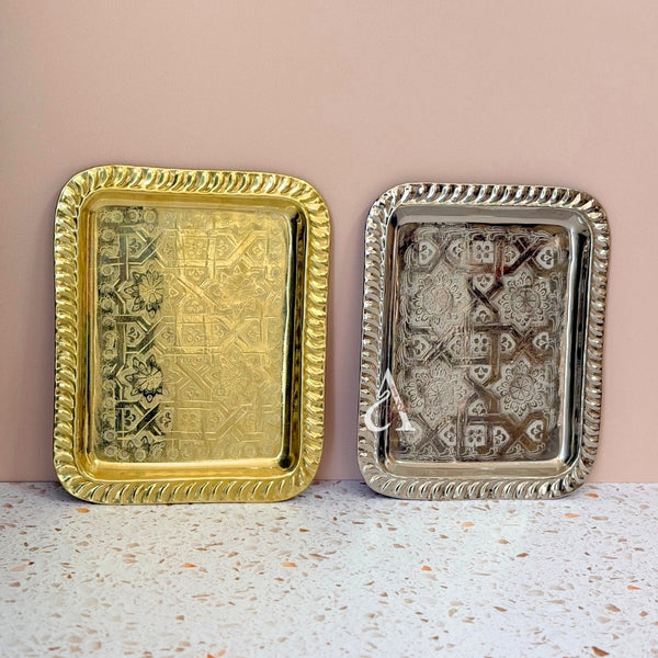 Plateau artisanal siniya rectangle doré