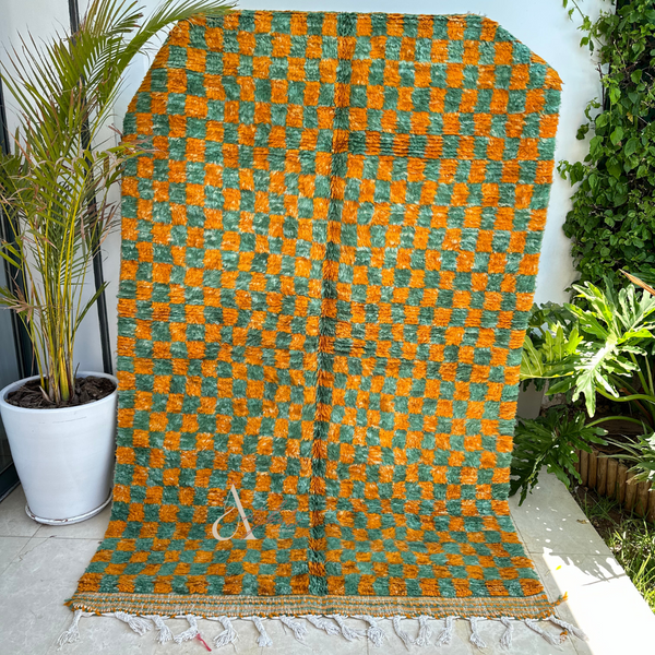Tapis Beni Ouarain damier orange et vert 2,54m/1,54m - Ajbir