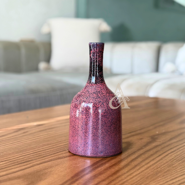 Vase bouteille artisanal en céramique Aubergine mouchetée