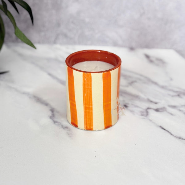 Bougie artisanale rayée en terre cuite parfum Oud