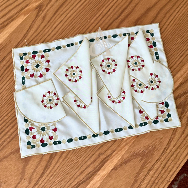 Set de table artisanal marocain brodé Tasilit – Service à thé (9pcs)