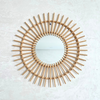Miroir artisanal rond – Cadre en raphia naturel
