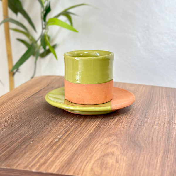 Tasse à café avec sous tasse bicolore