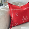 Housse de coussin artisanale Sabra (soie de cactus) rouge