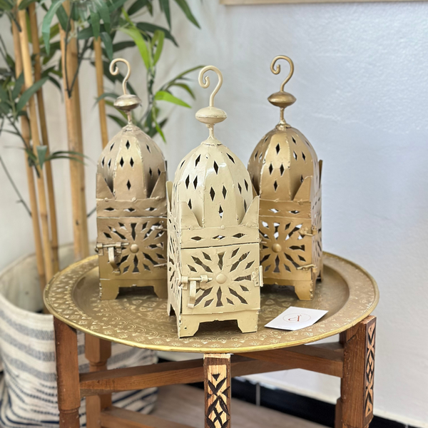 Lanterne artisanale Marocaine en métal colorée