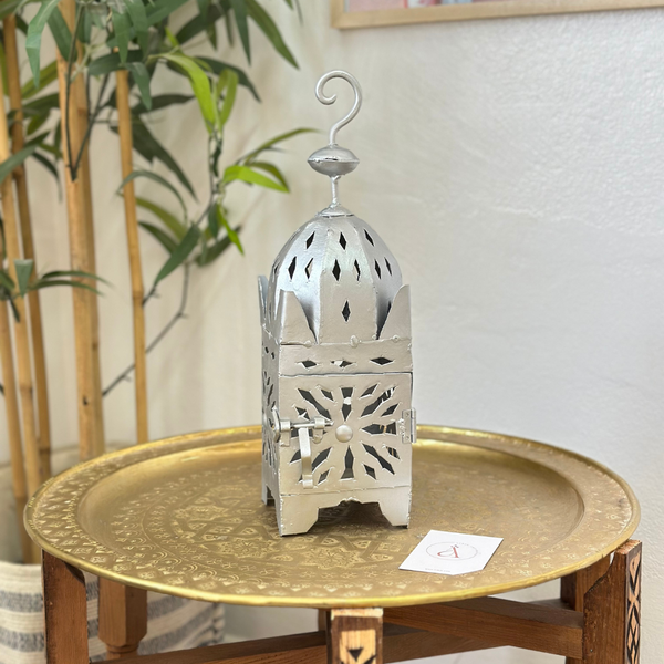 Lanterne artisanale Marocaine en métal colorée