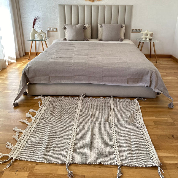 Tapis artisanal Zanafi taupe et crème 100% coton - 131/106cm
