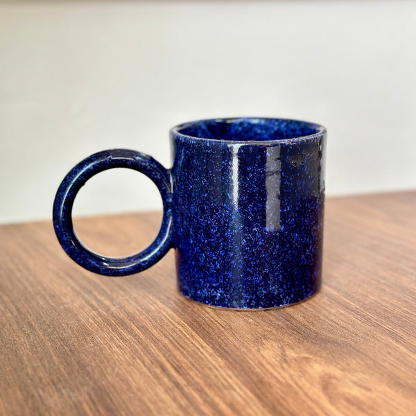 Mug anse milieu uni - Ajbir