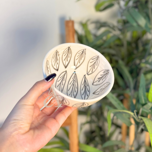 Bol en céramique artisanale blanc Motif feuilles gris