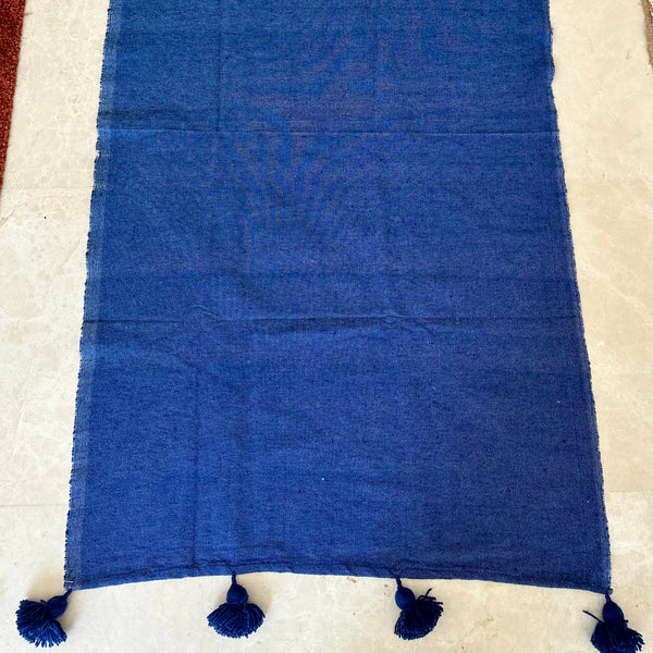 Plaid artisanal uni à pompon 90cm/180cm bleu roi