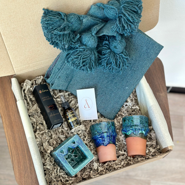 Coffret cadeau artisanal bleu pétrole