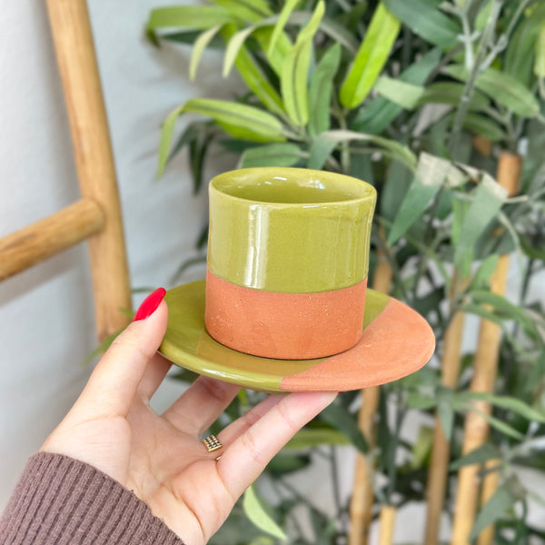 Tasse à café avec sous tasse bicolore