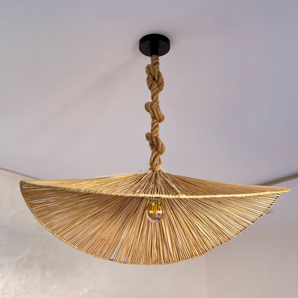 Suspension artisanale Aghanim en raphia