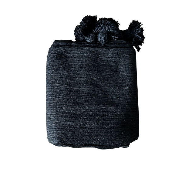 Plaid uni à pompon Noir 2,80m x 2,00m - Ajbir